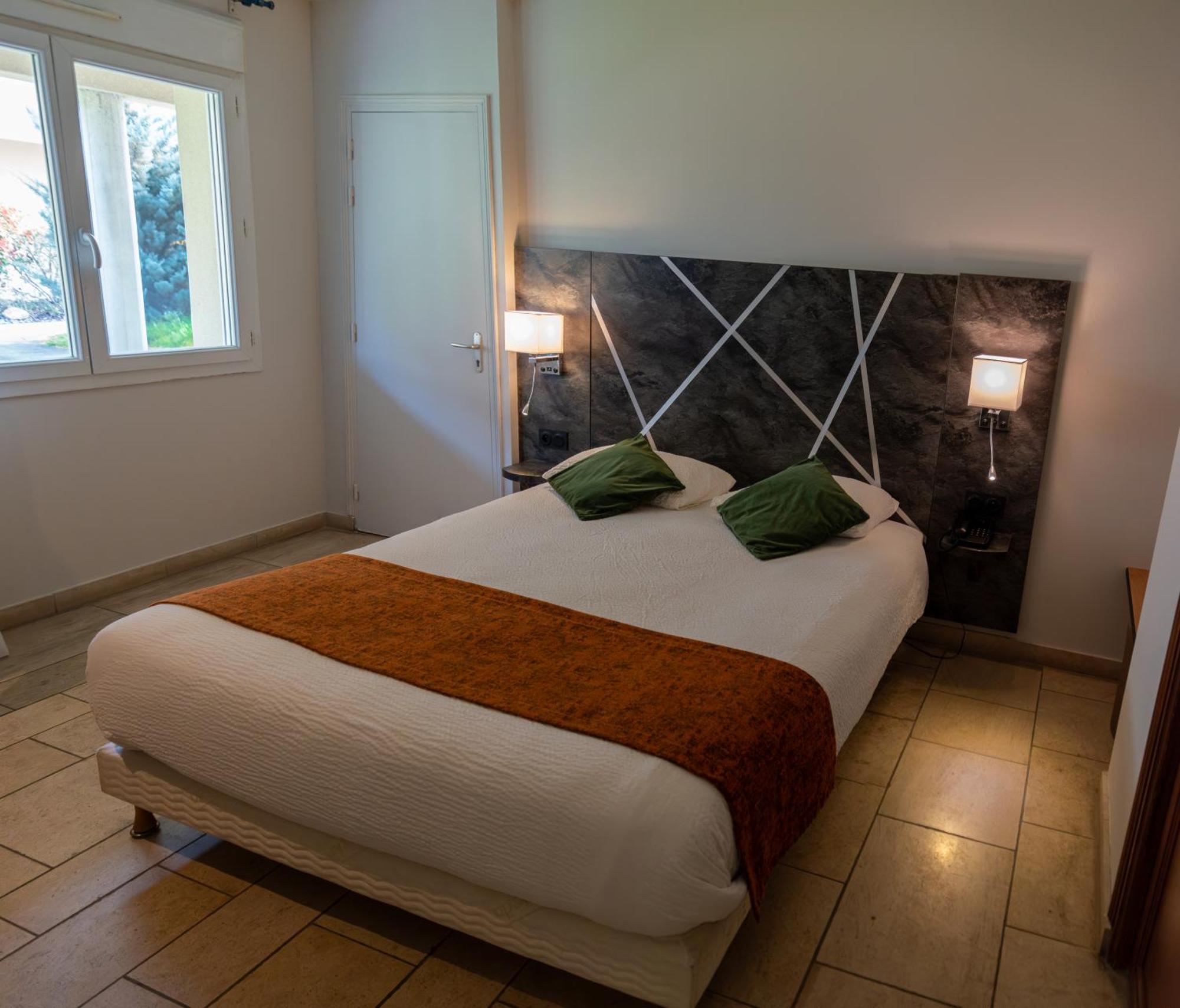 Logis Des Sources Hotel Creney-pres-Troyes