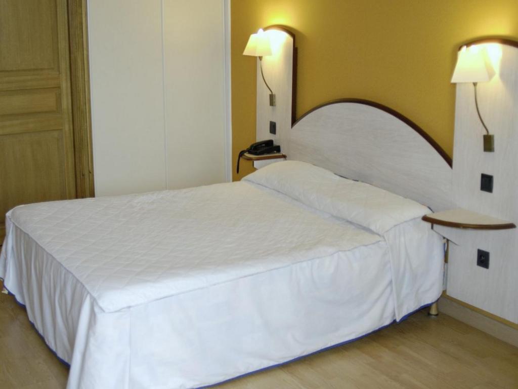 Hotel Logis Des Sources